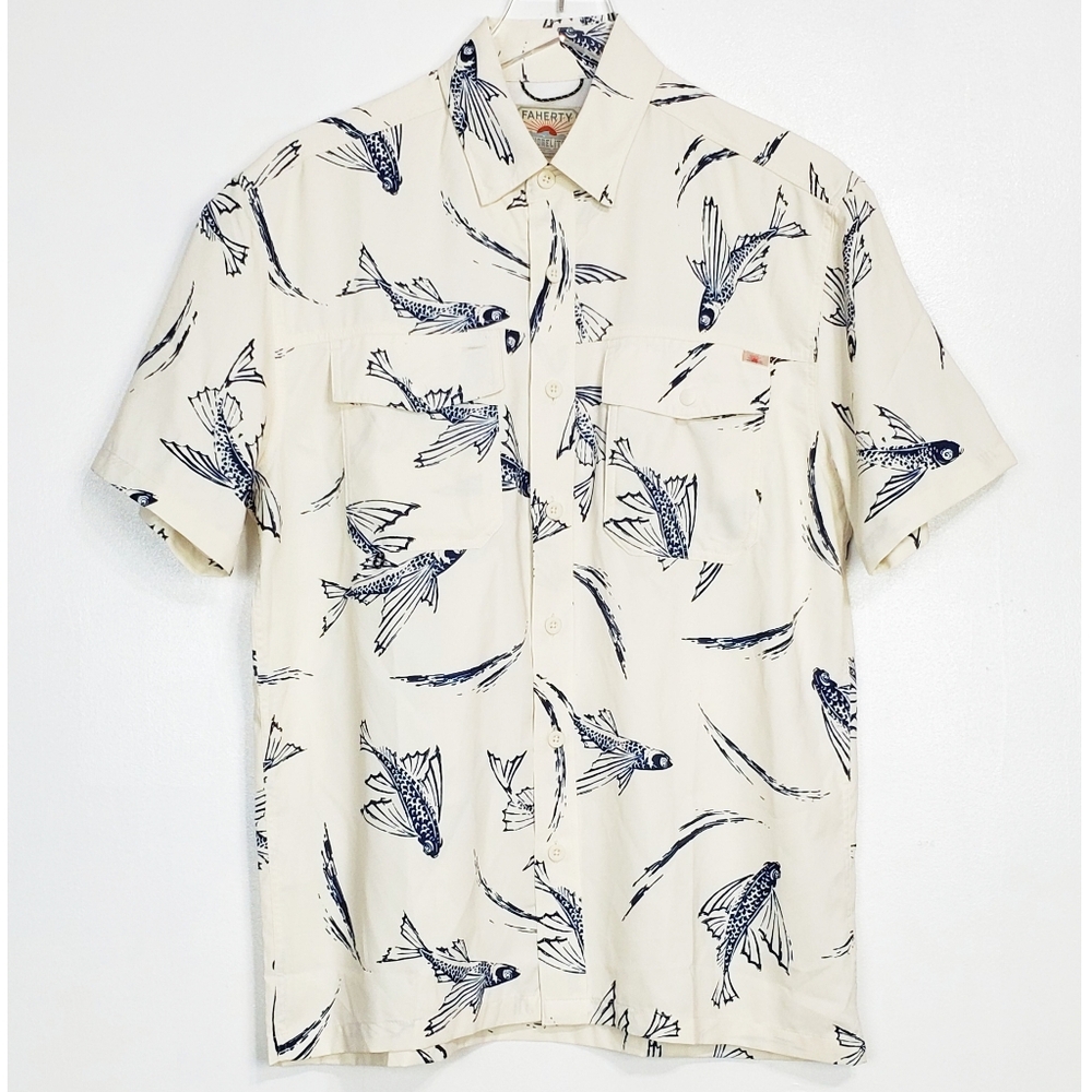 NWT Faherty small short sleeve shorelite tech button shirt air cream island fish